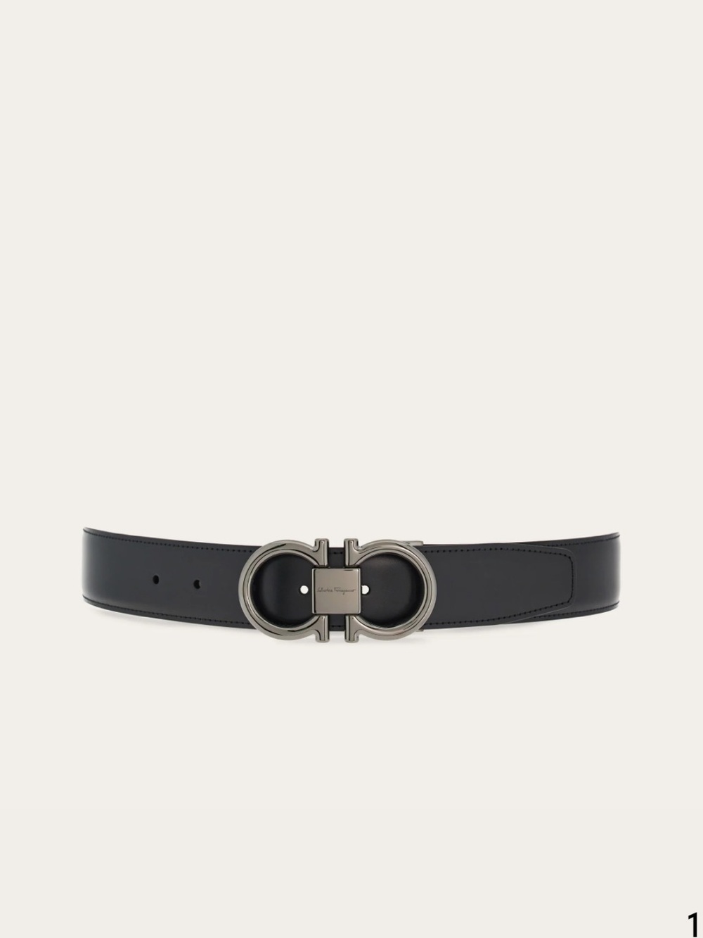 Salvatore Ferragamo Leather Gancini Belt with Silver Buckle. Size 44 black/Navy